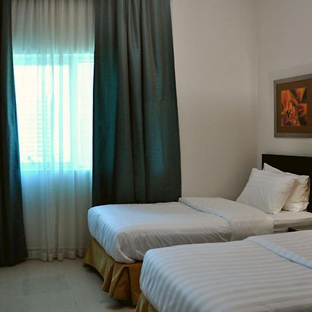 Care Holiday Homes Apartments Barsha Heights Dubaï Extérieur photo