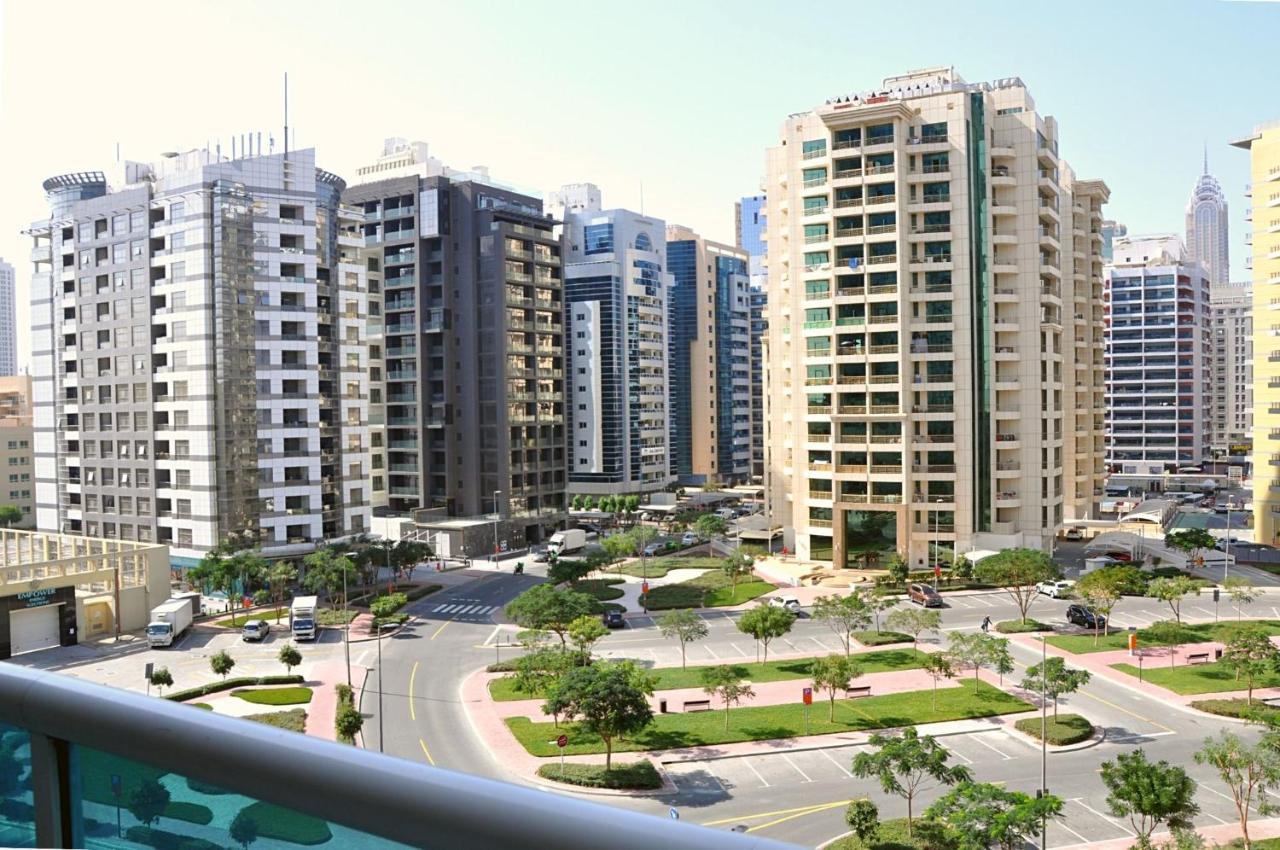 Care Holiday Homes Apartments Barsha Heights Dubaï Extérieur photo
